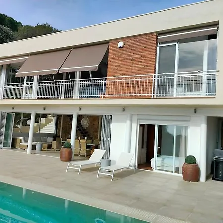 Magnifique Vue A 1km Des Plages Villa